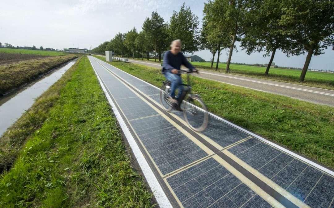 A továbbfejlesztett napelemes kerékpárút 50 háztartás számára biztosít majd áramot